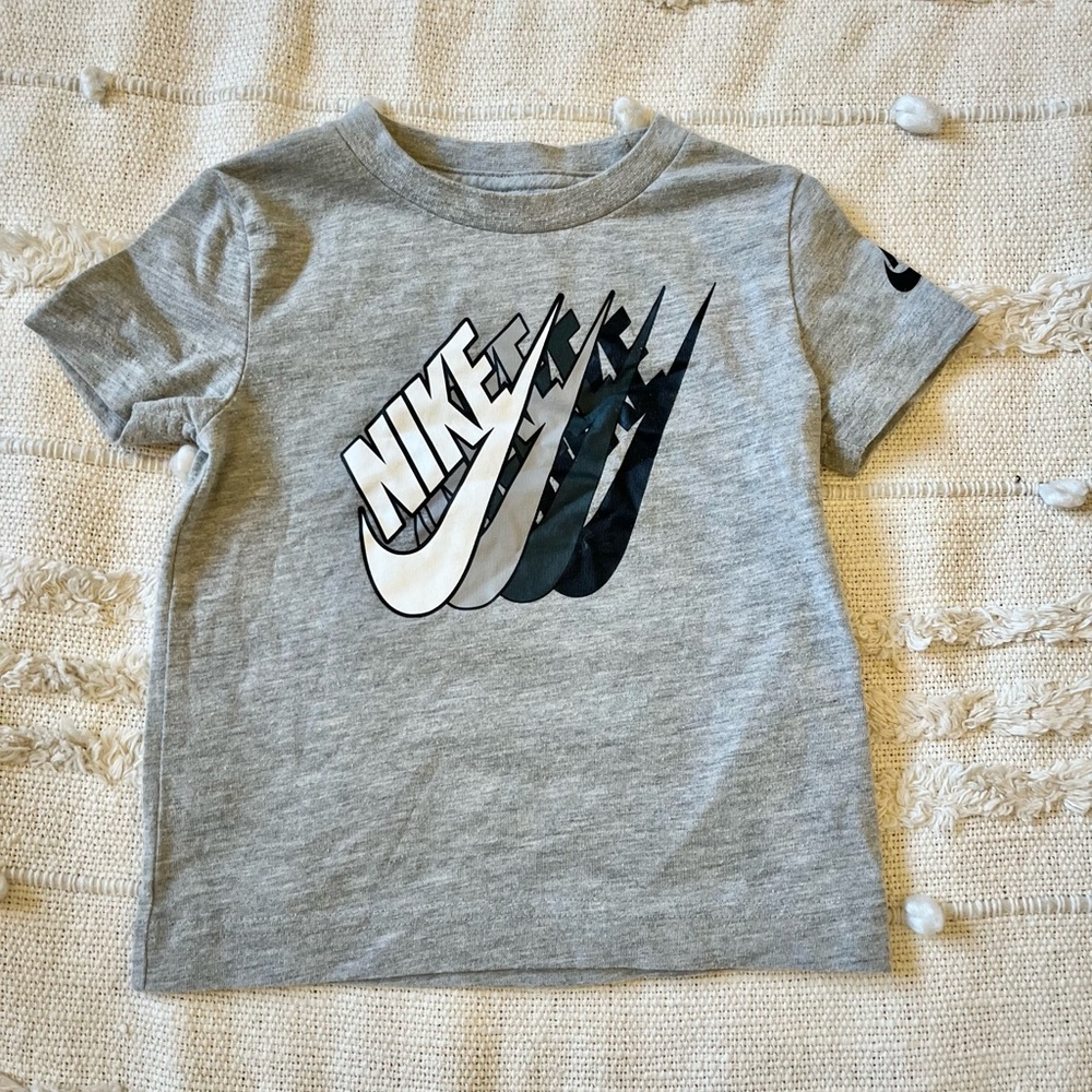 Nike Baby Grey T-Shirt size 2T
